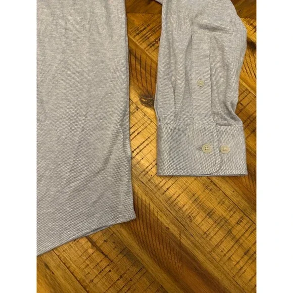 Button - Picture 4 of 6